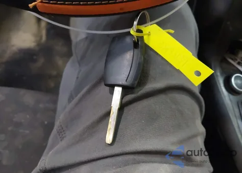 2016 Ford Focus S from USA, damaged, VIN 1FADP3E2XGL235755